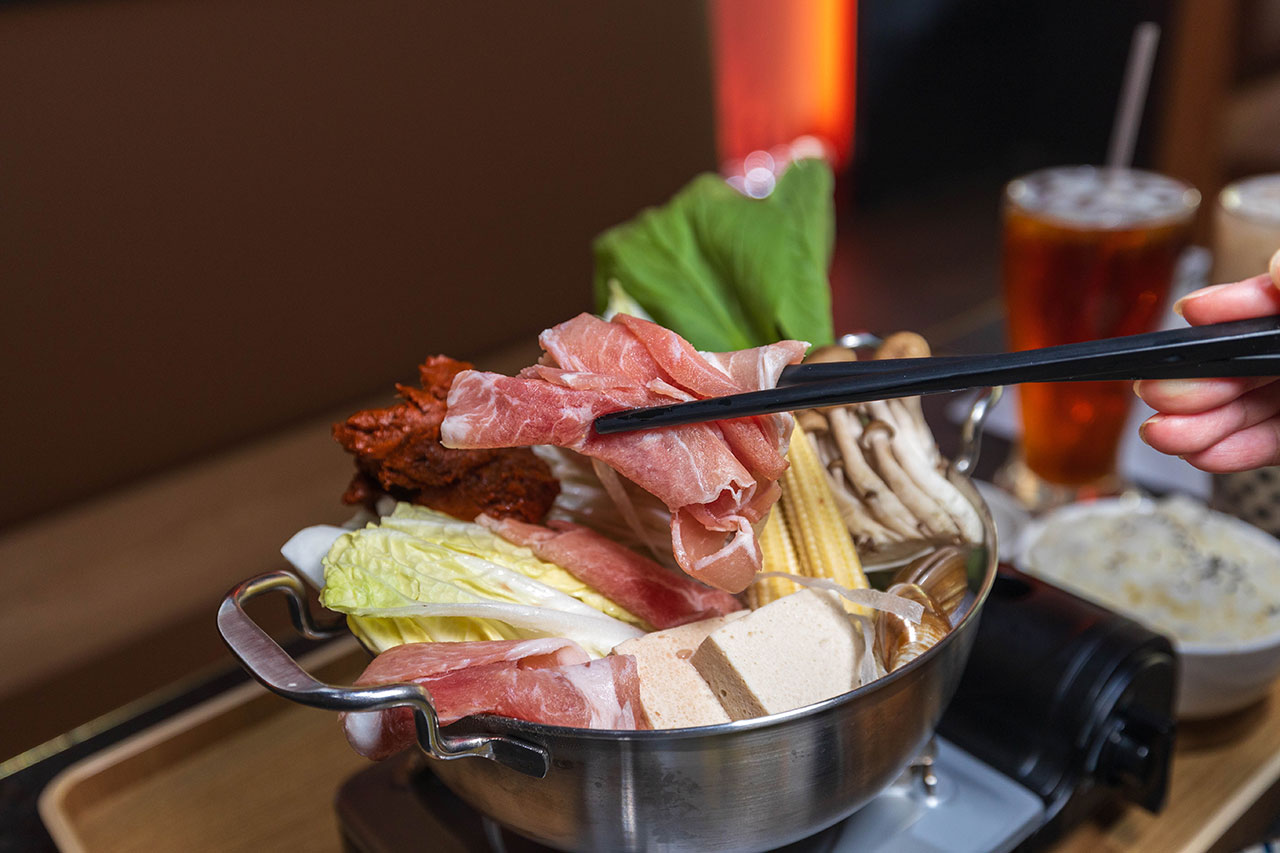 長順茶館 台中最新美食開幕!台中北屯區聚餐必訪超大用餐空間,火鍋麵食招牌波霸奶茶,2026台中北屯美食推薦 20 長順茶館 台中最新美食開幕!台中北屯區聚餐必訪超大用餐空間,火鍋麵食招牌波霸奶茶,2026台中北屯美食推薦 19