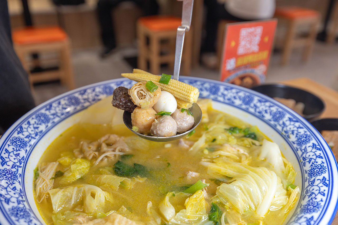 冒香香一中店,比臉大巨無霸川菜鍋物,紅油冒菜鍋香辣湯底14豐富配料讓你一次大飽口福,台中北區美食推薦 120 冒香香一中店,比臉大巨無霸川菜鍋物,紅油冒菜鍋香辣湯底14豐富配料讓你一次大飽口福,台中北區美食推薦 119
