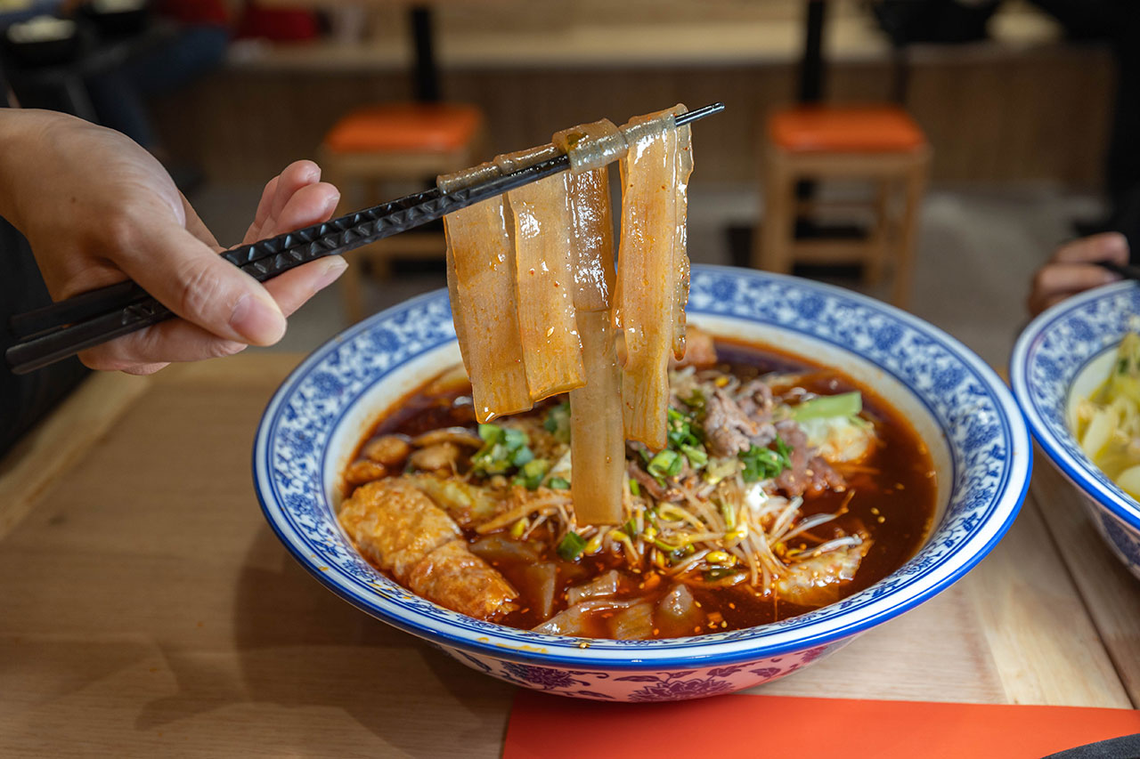 冒香香一中店,比臉大巨無霸川菜鍋物,紅油冒菜鍋香辣湯底14豐富配料讓你一次大飽口福,台中北區美食推薦 128 冒香香一中店,比臉大巨無霸川菜鍋物,紅油冒菜鍋香辣湯底14豐富配料讓你一次大飽口福,台中北區美食推薦 127