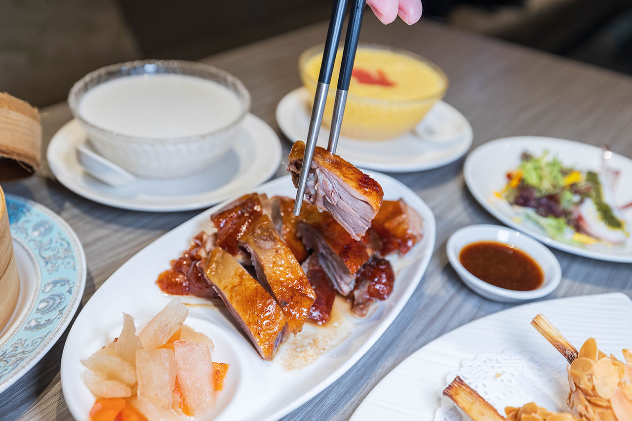 瀚熙軒茶餐廳|新天地美食與西洋博物館藝境時光之旅:2026台中東區美食推薦!結合千件歐洲古董與創意港式飲茶的台中隱藏版聚餐首選 172 瀚熙軒茶餐廳|新天地美食與西洋博物館藝境時光之旅:2026台中東區美食推薦!結合千件歐洲古董與創意港式飲茶的台中隱藏版聚餐首選 171