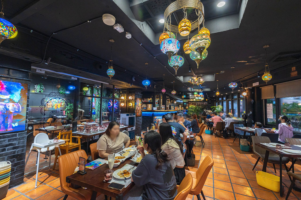 活力印度餐廳 台中健行店 HOLI Indian,不用出國就可以吃到超正宗印度料理!爆漿脆球、咖哩餃沙拉、印式芒果優格2026台中科博館美食推薦 12 活力印度餐廳 台中健行店 HOLI Indian,不用出國就可以吃到超正宗印度料理!爆漿脆球、咖哩餃沙拉、印式芒果優格2026台中科博館美食推薦 11