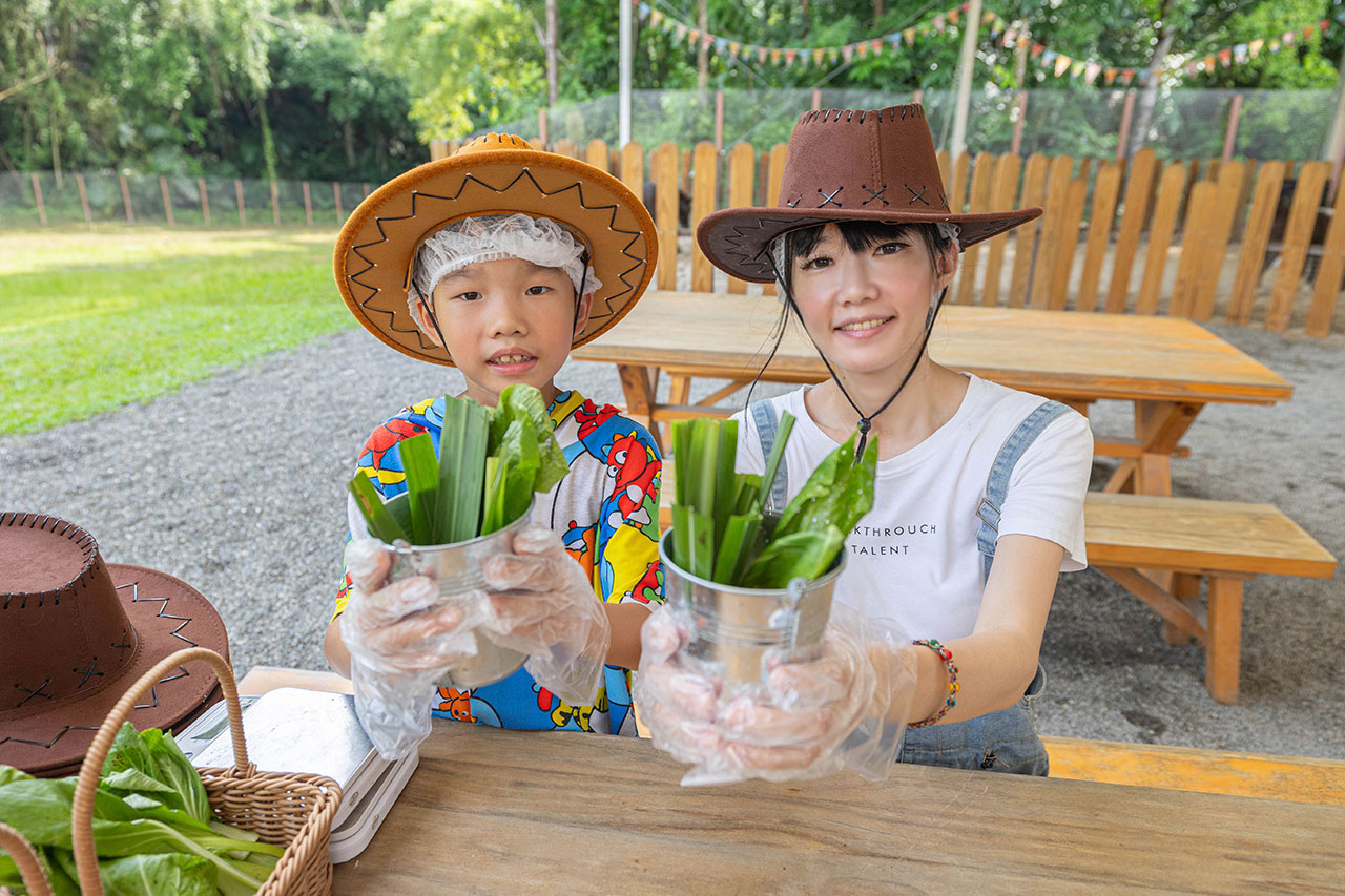 2026高雄親子景點推薦 野森動物學校|全台唯一狐狸谷能近距離互動的親子動物園,狐狸谷、沙丘部落、水豚森林,夏日優惠9/30前買大送小 66 2026高雄親子景點推薦 野森動物學校|全台唯一狐狸谷能近距離互動的親子動物園,狐狸谷、沙丘部落、水豚森林,夏日優惠9/30前買大送小 65