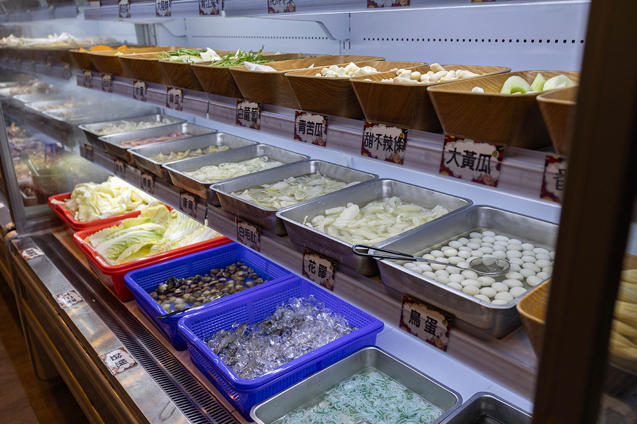 牛羊爭霸 八德店｜肉控必訪超狂桃園吃到飽火鍋，將近100樣食材牛豬羊海鮮一次吃個夠！ 還有甜點冰品自助吧，桃園八德羊肉爐推薦！ 29